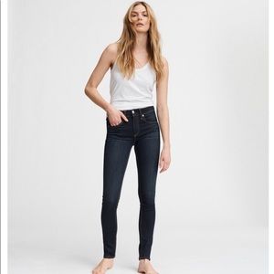 Rag & Bone Skinny Jeans in Dark Wash